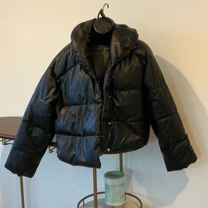 Zara cropped black winter jacket. Size m. With tags